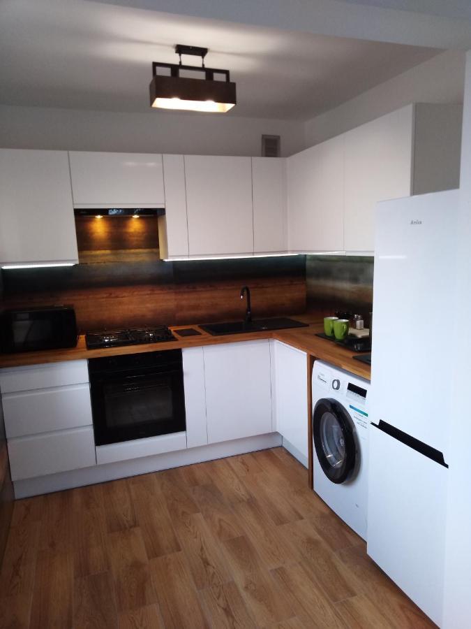 Apartamenty Kletowka Кросно Екстер'єр фото