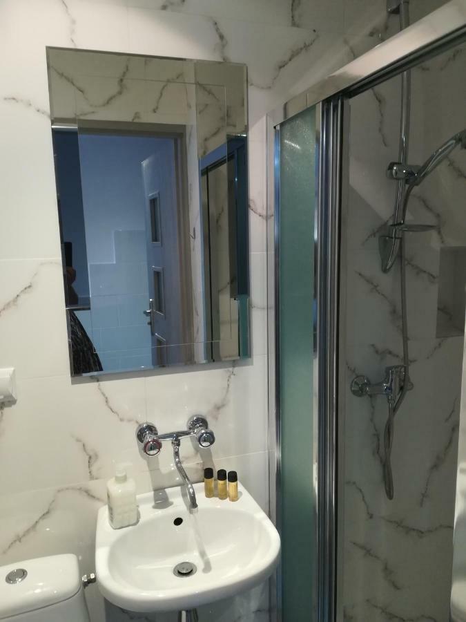 Apartamenty Kletowka Кросно Екстер'єр фото