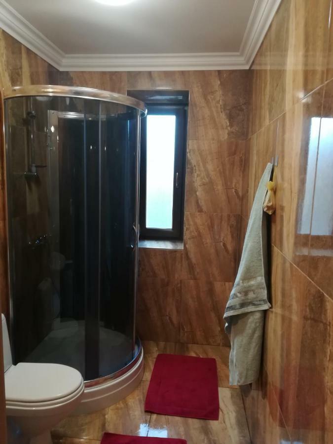 Apartamenty Kletowka Кросно Екстер'єр фото