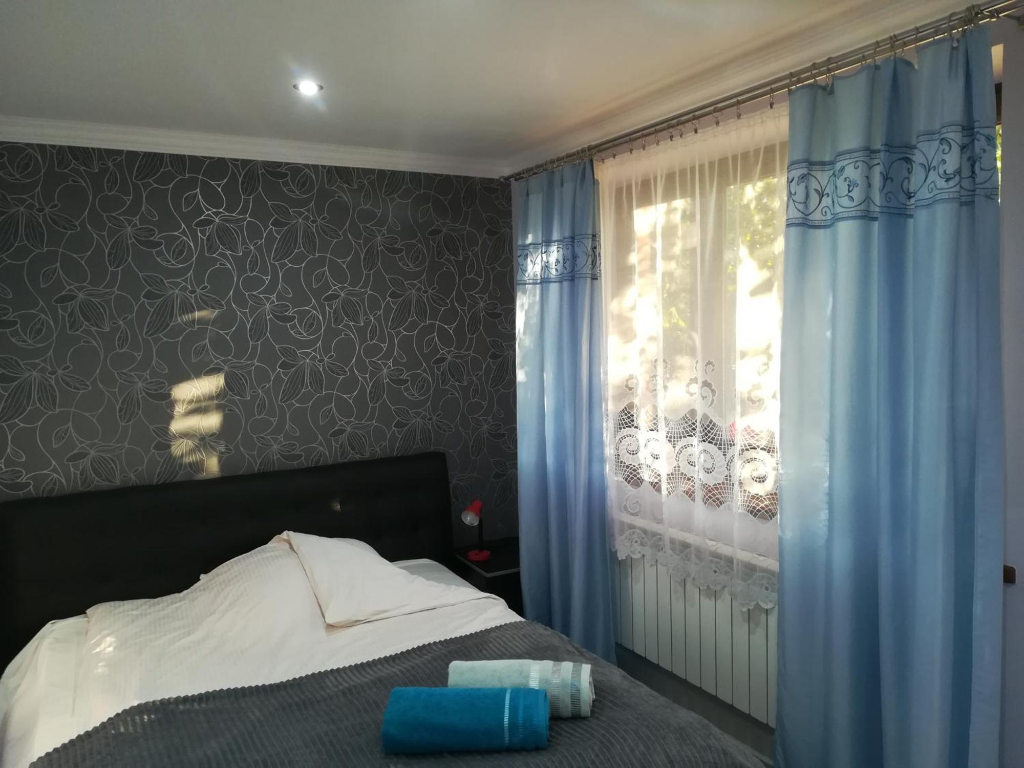 Apartamenty Kletowka Кросно Екстер'єр фото